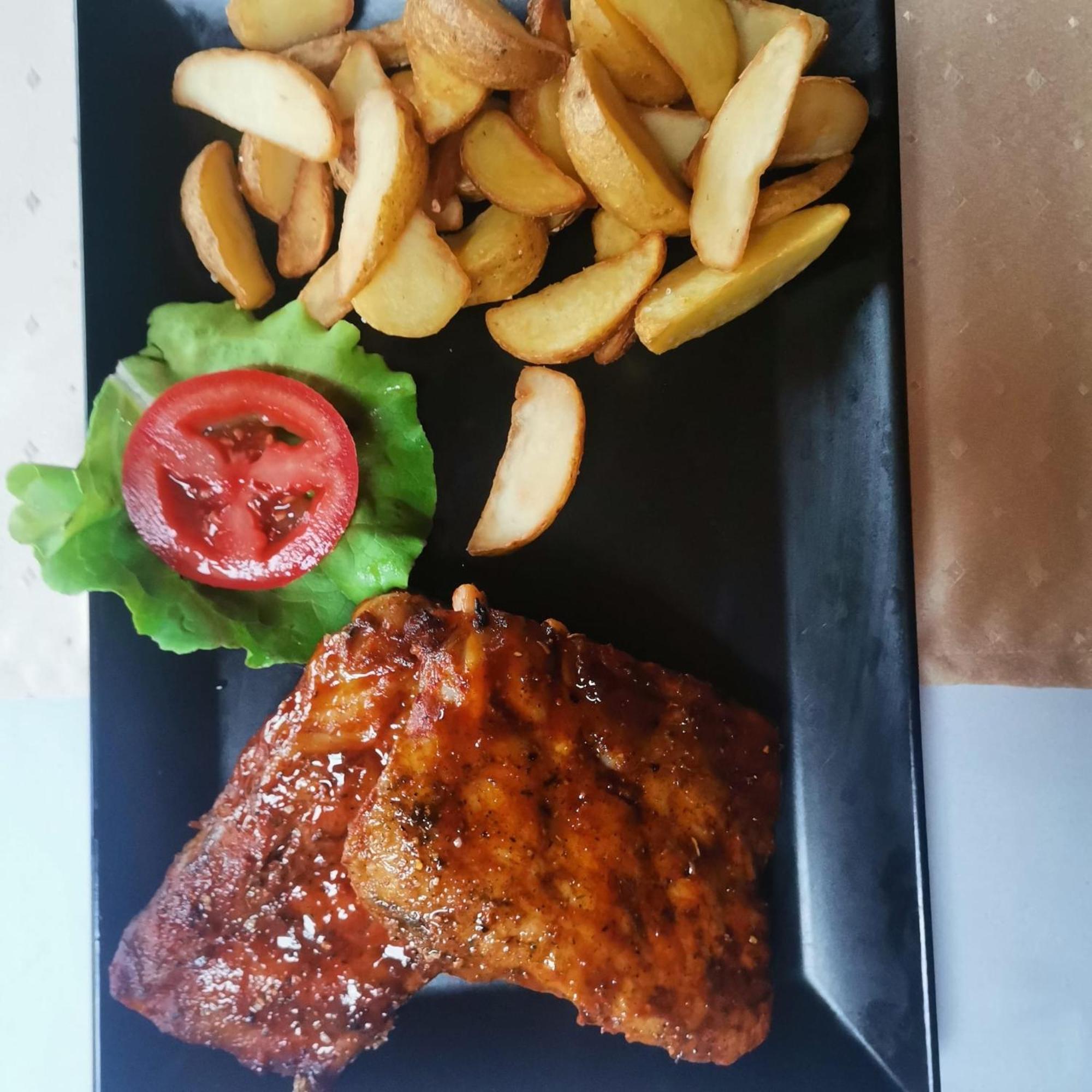 Pensiunea La Taverna Trăisteni Esterno foto