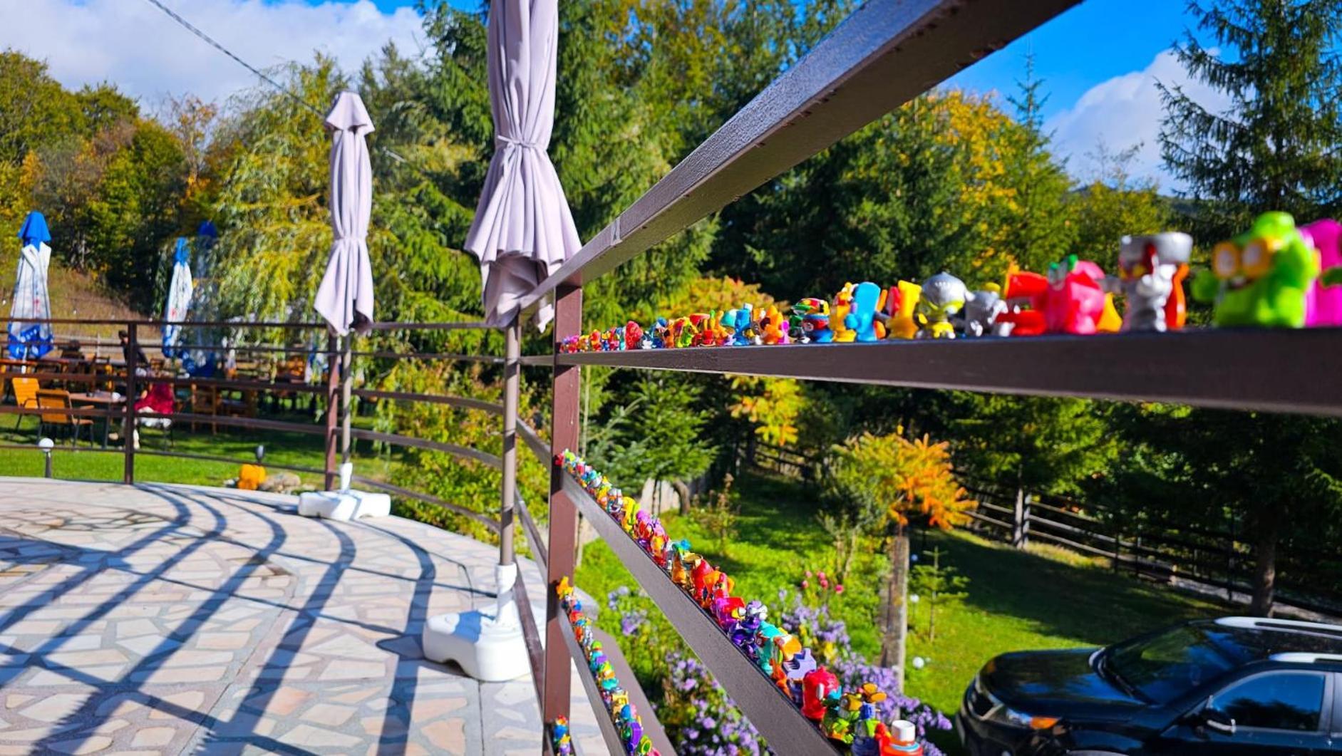 Pensiunea La Taverna Trăisteni Esterno foto